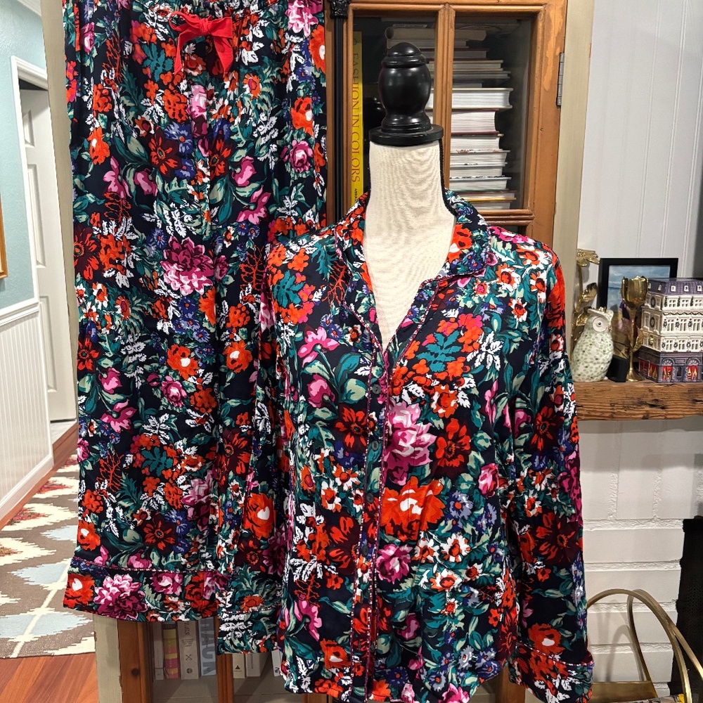 FLOREAT x ANTHROPOLOGIE Silky Sleep Pajama PJ Top & Bottom Set,  Medium - Picture 9 of 10